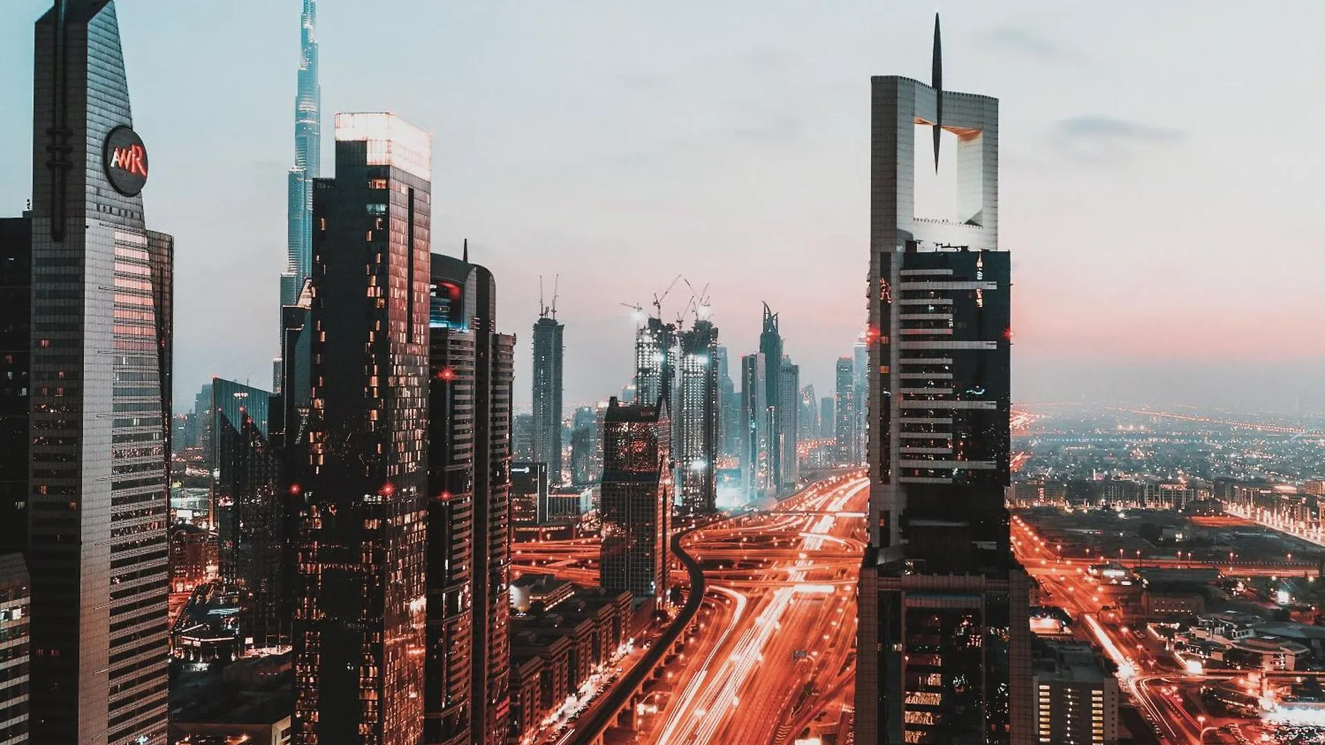 Dubai Capsule Hostel 5Min Walking From Saraf Dg Metro Station
